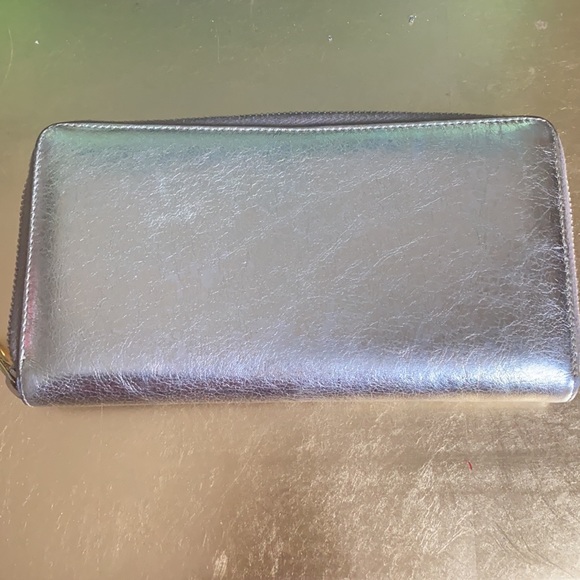 YSL gold Belle du Jour zip around leather wallet - Picture 7 of 16